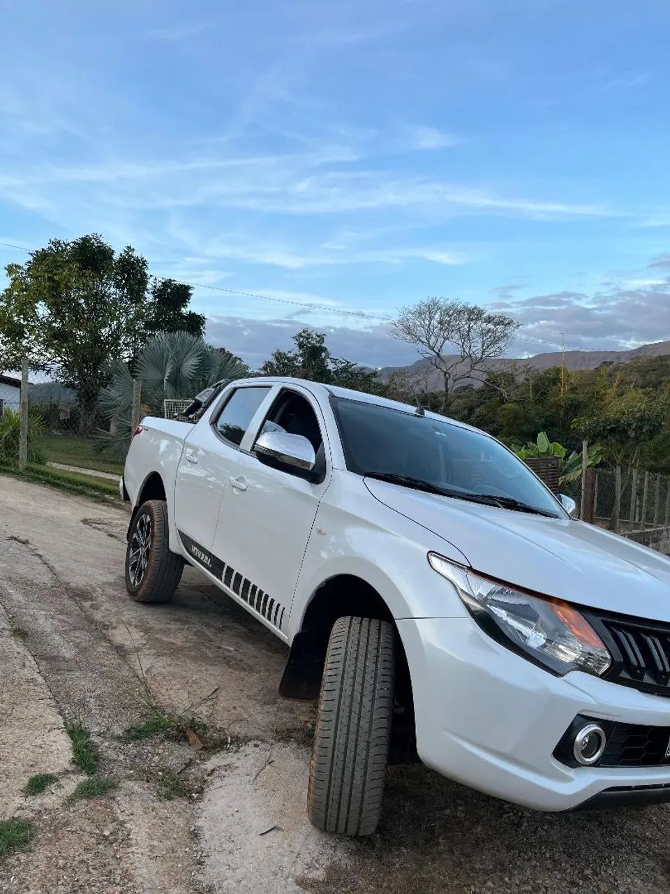 Mitsubishi L200 2021