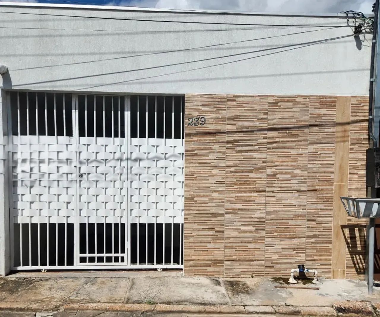 CASA TÉRREA BAIRRO ALVORADA - 156 M² - CUIABÁ - MT