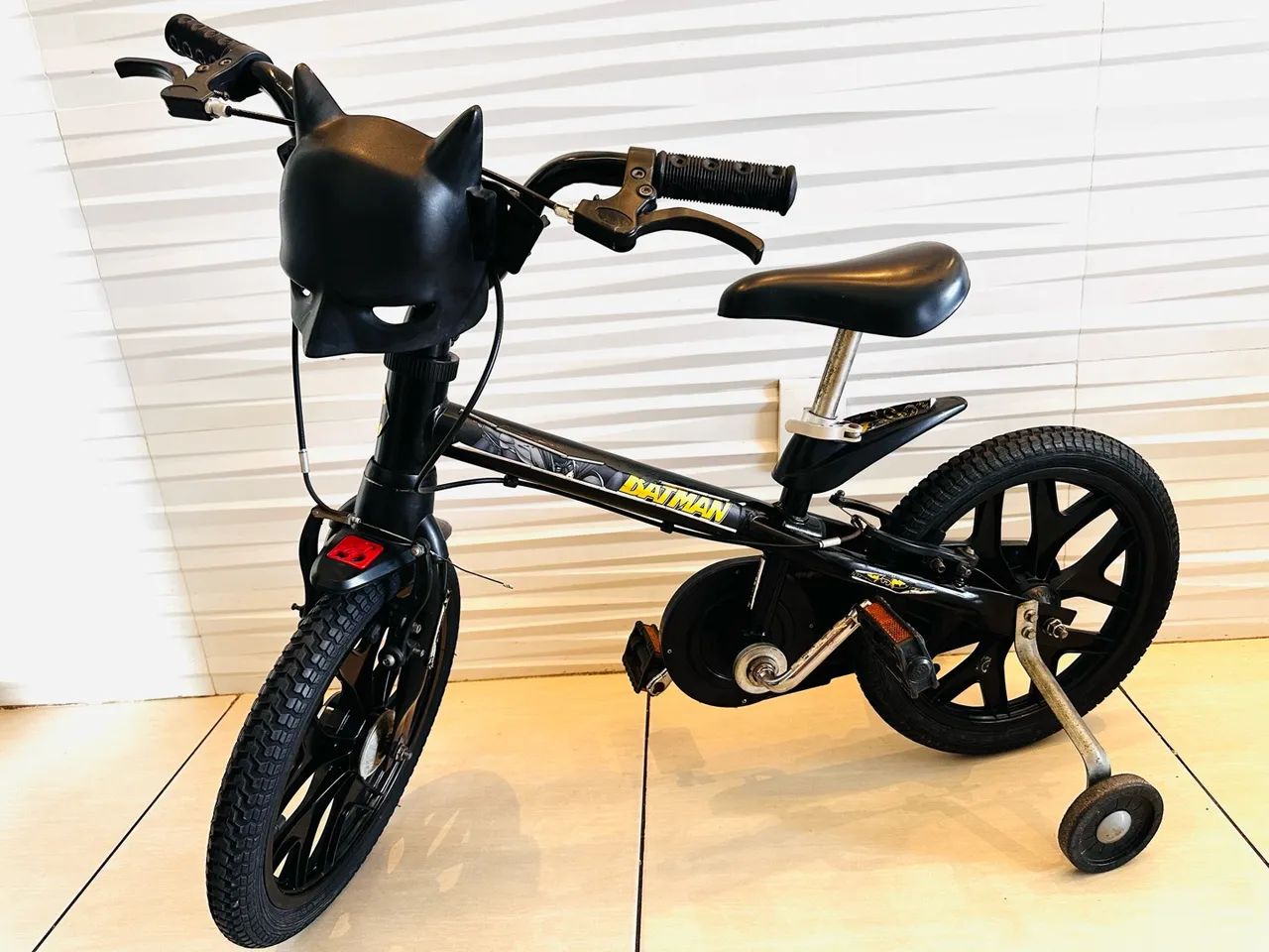 BICICLETA INFANTIL BATMAN À VENDA!  - Foto 4