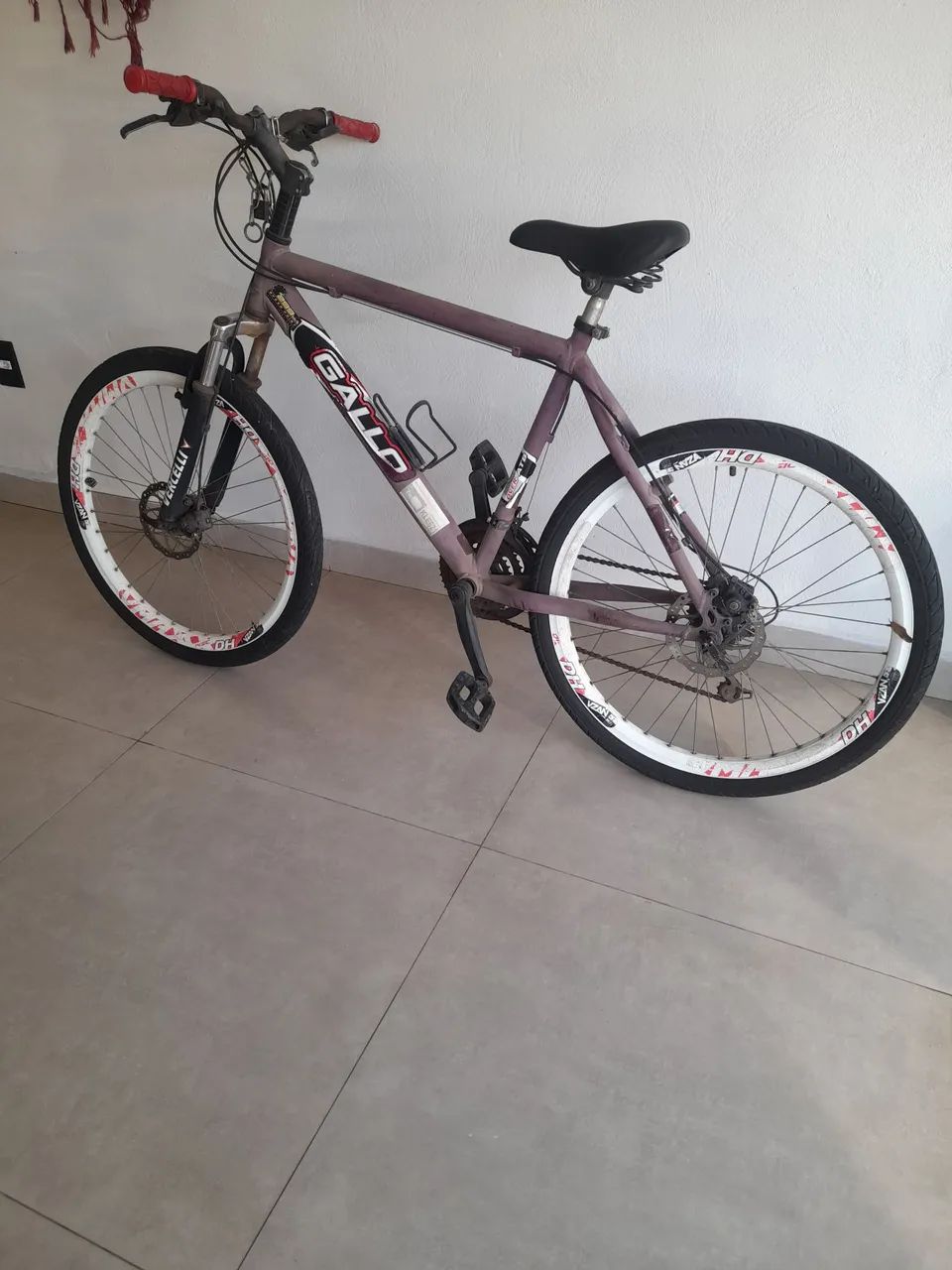 Bicicleta  - Foto 2