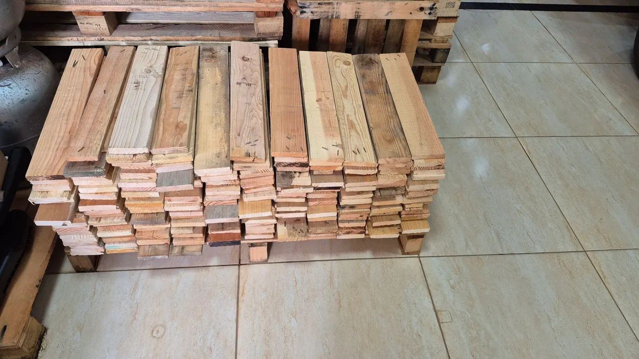 Cerquinhas decorativas, ripas de pallets medida 0.48 centímetros, entregamos.  - Foto 3