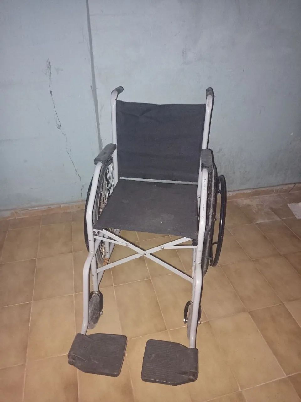  Cadeira de Rodas