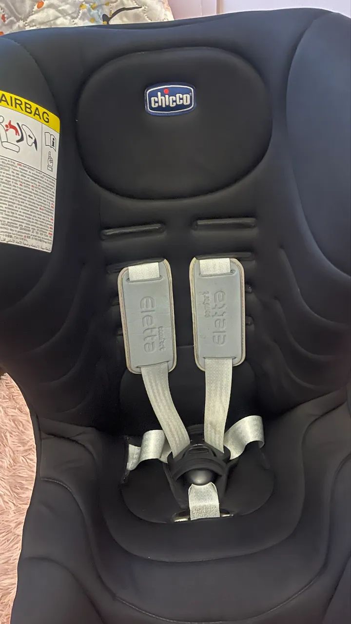 Cadeirinha pra auto eletta da Chicco black  - Foto 3