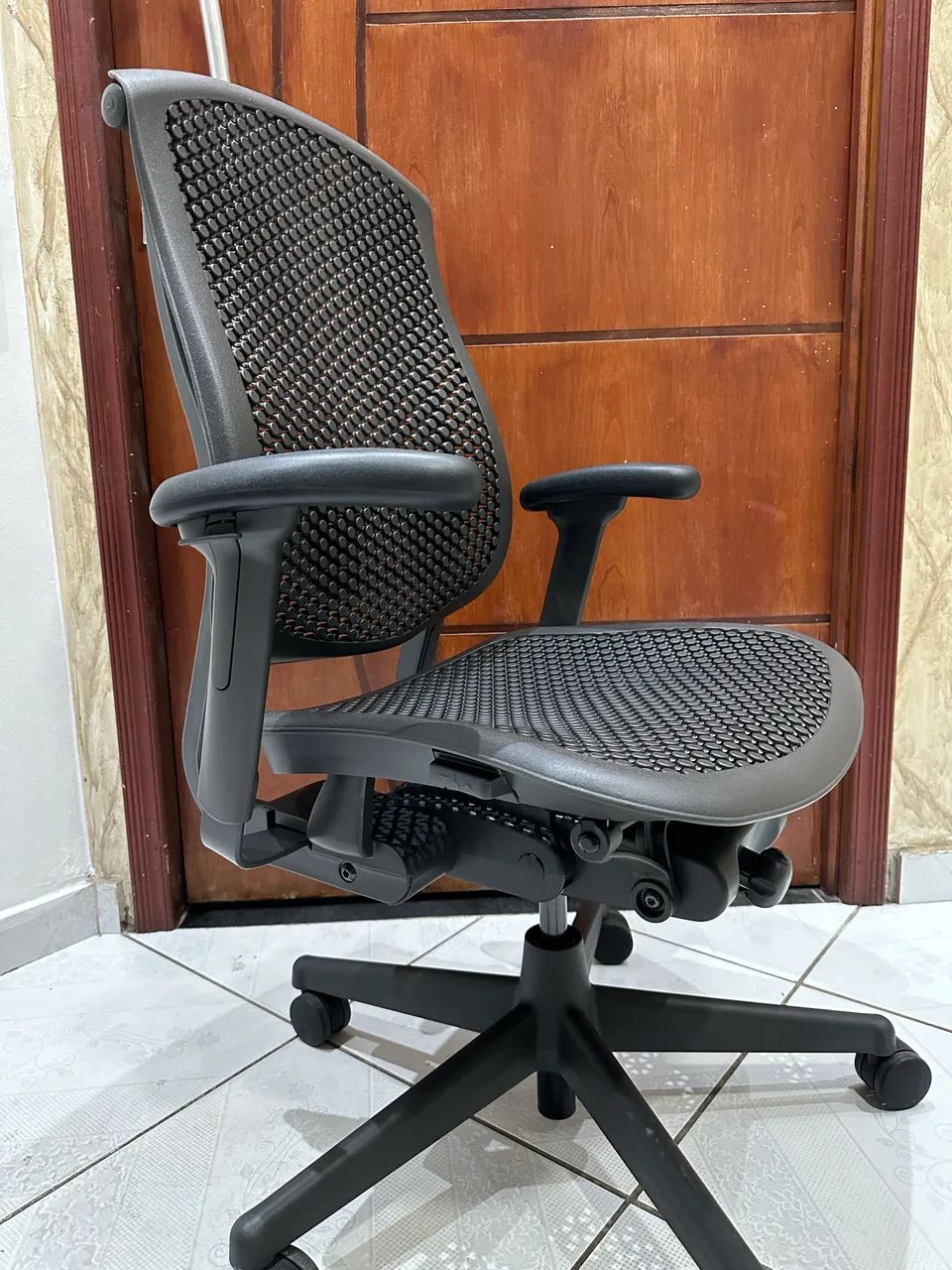 cadeira herman miller celle completa  - Foto 3