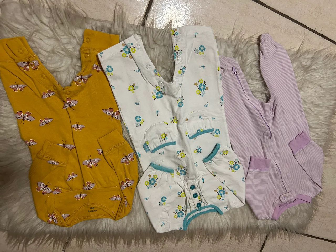 Roupas Nb 3m Carters gap  - Foto 4