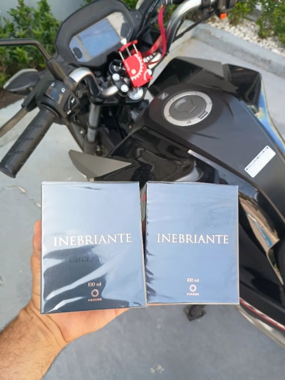 Inebriante perfume Hinode 