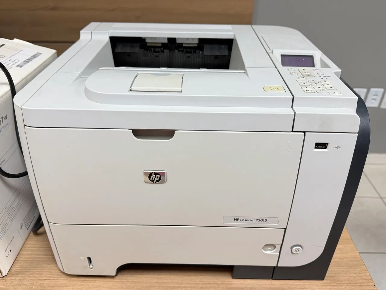 Vendo Impressora HP LaserJet P3015  