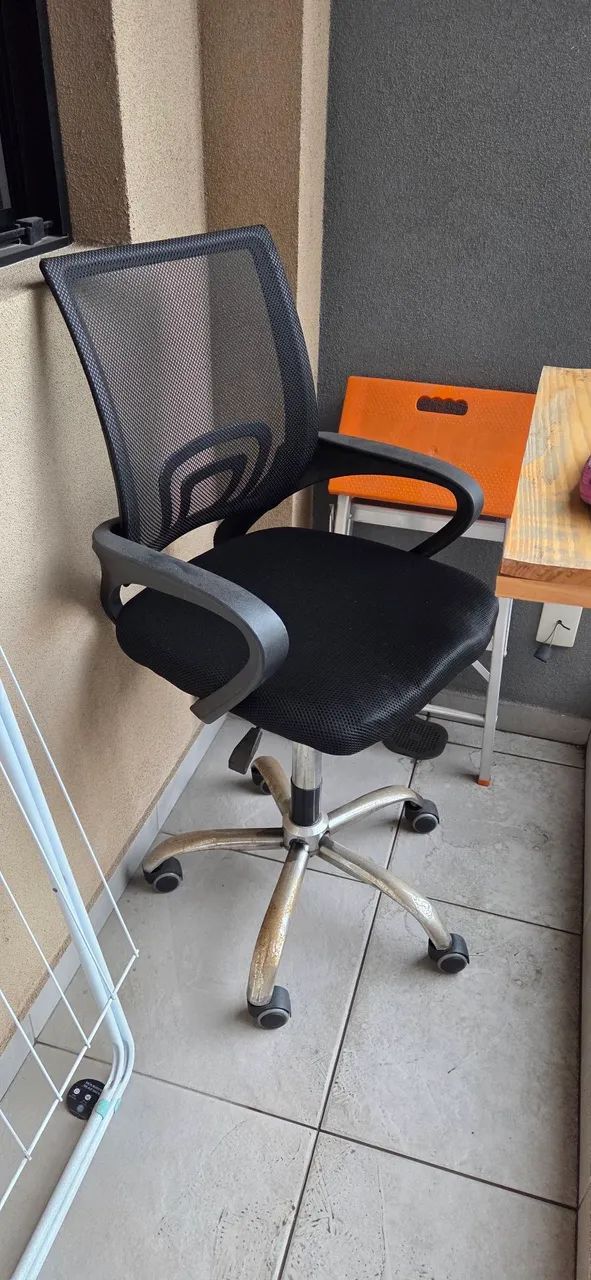 Cadeira com extensão de altura