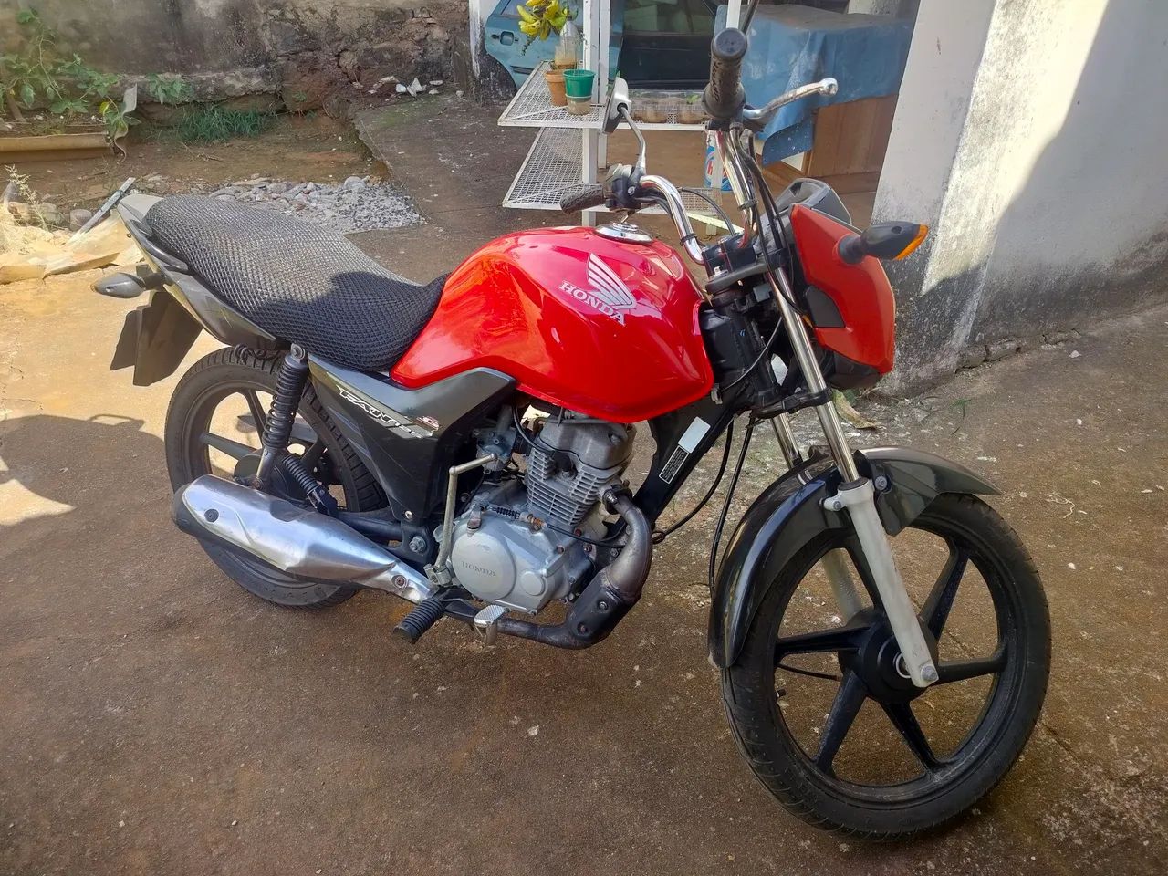 Vende TITAN KS - Foto 2
