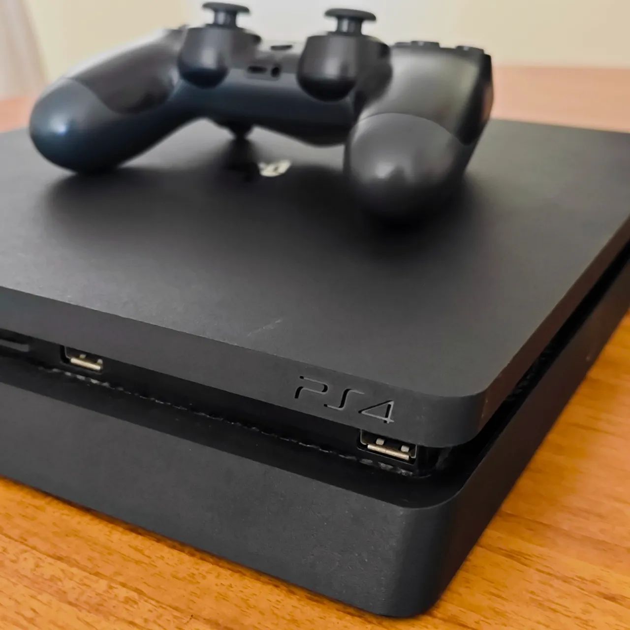 PS4 Slim 1T  - Foto 2