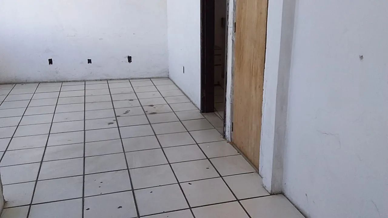 Alugo para fins comerciais!!
