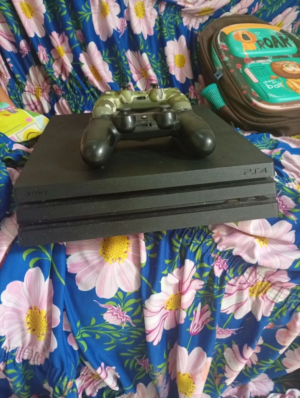 Ps4 pro slim semi novo  - Foto 2