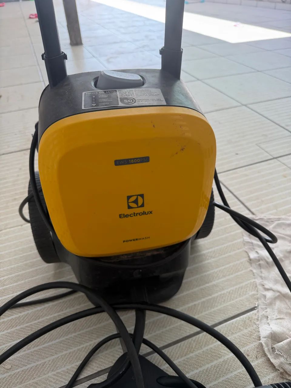 Vendo lavadora a jato Eletrolux  - Foto 3
