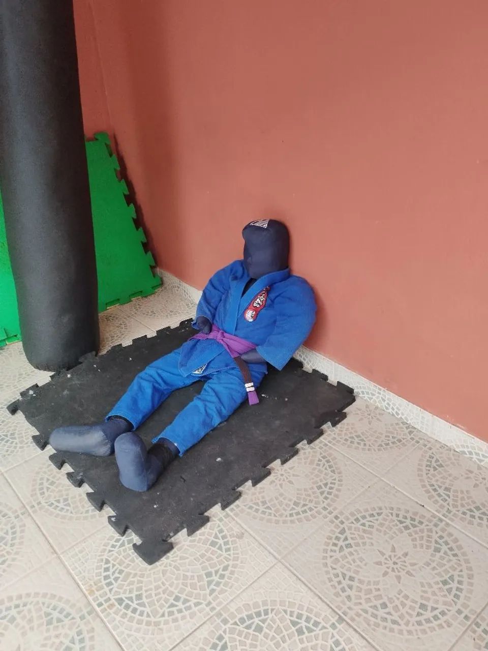 Vendo Boneco de treino de jiu-jitsu  - Foto 3