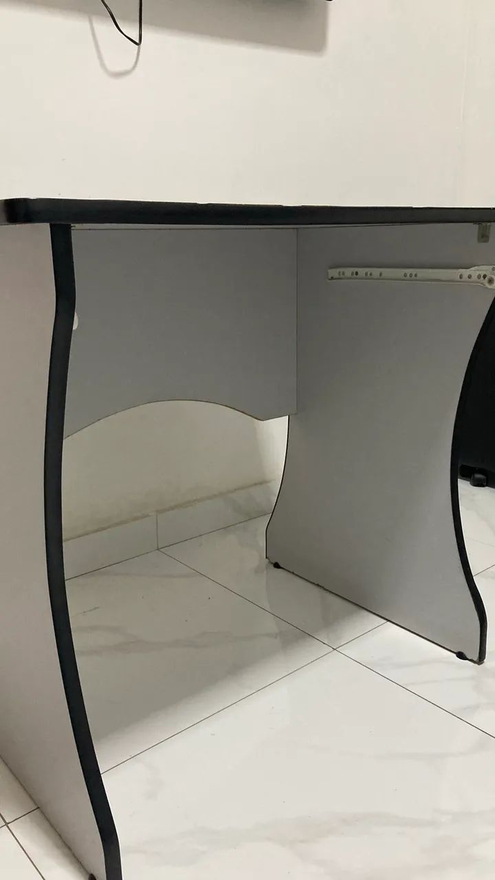 DOAÇÃO MESA DE ESCRITÓRIO - Foto 2