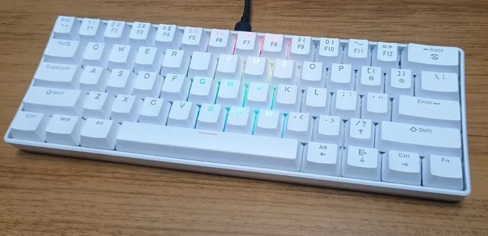 Teclado Mecânico 61% Branco - Foto 3