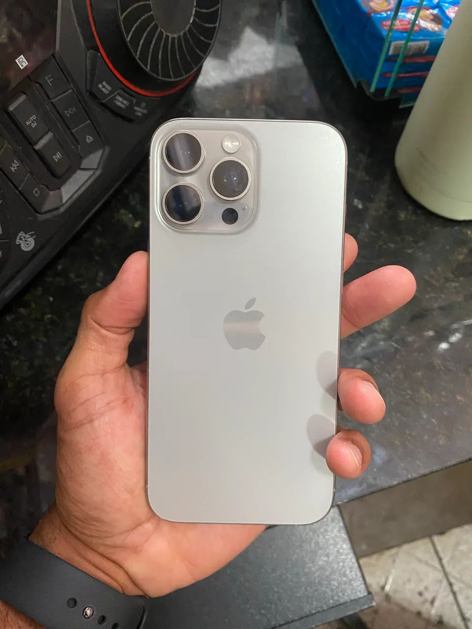 iPhone 16 e 15 Pro Max  - Foto 2