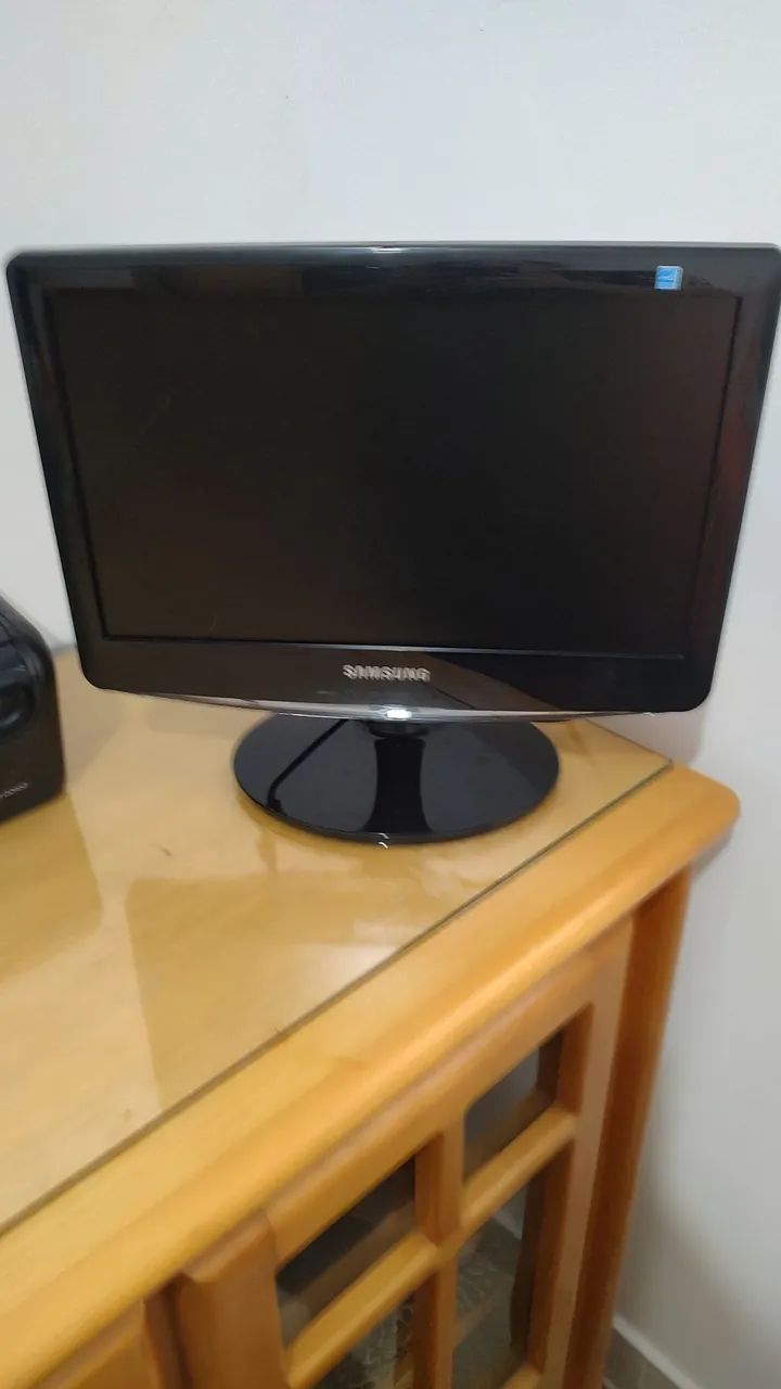Monitor Samsung B1630monitir funcionando normalmente tela de 15; 6 polegada  - Foto 2