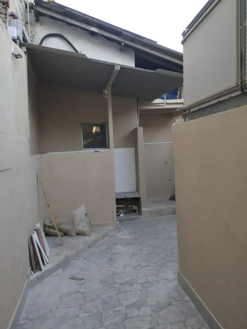 Alugo Casa com 2 quartos em Maria da Graça - Foto 4