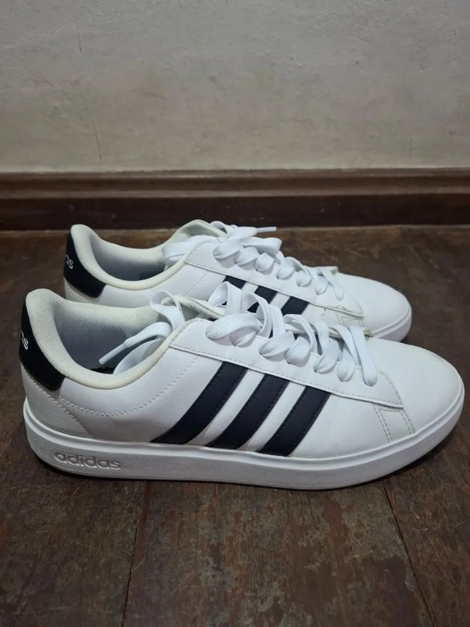 sapato adidas tamanho 41 - Foto 2