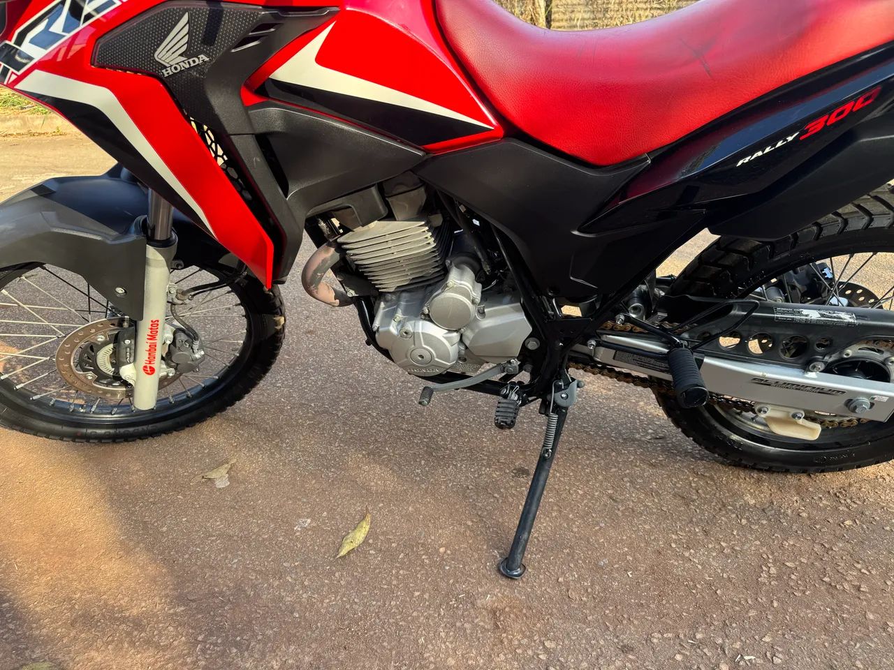 Vendo XRE muito nova - Foto 6