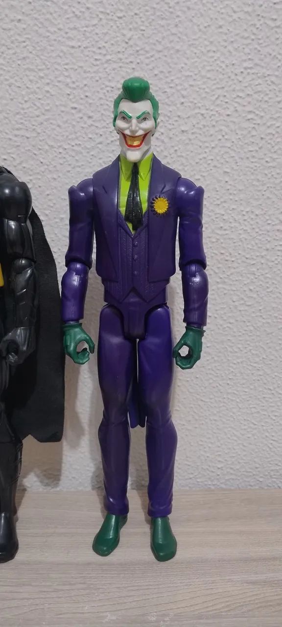 Bonecos Batman e Coringa - Mattel 30 cm de altura - Foto 3