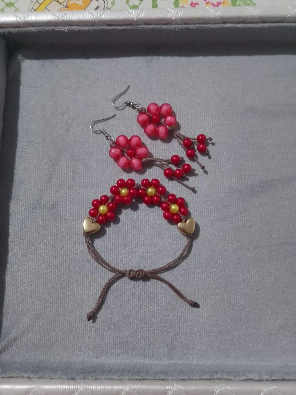 Conjunto acessórios Miçanga Boho Chic Flor Vermelha 