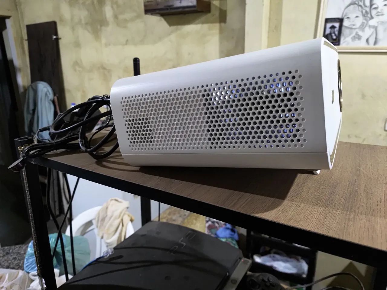 Vendo ou troco Projetor Wanbo X5 1.100 Ansi Luméns, com tela de projeção. - Foto 3