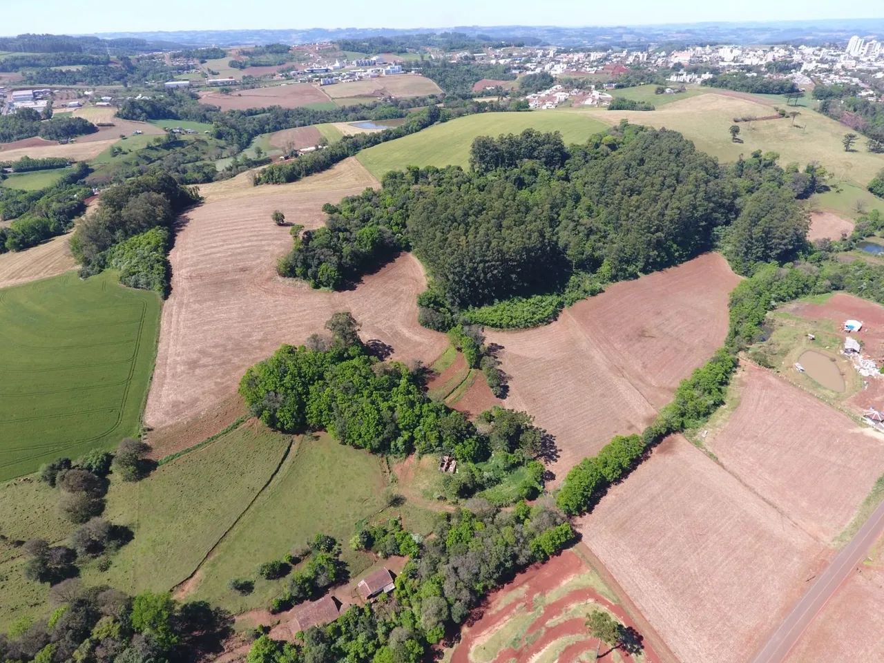Vende-se chácara próxima da cidade de Pinhalzinho SC - Foto 3