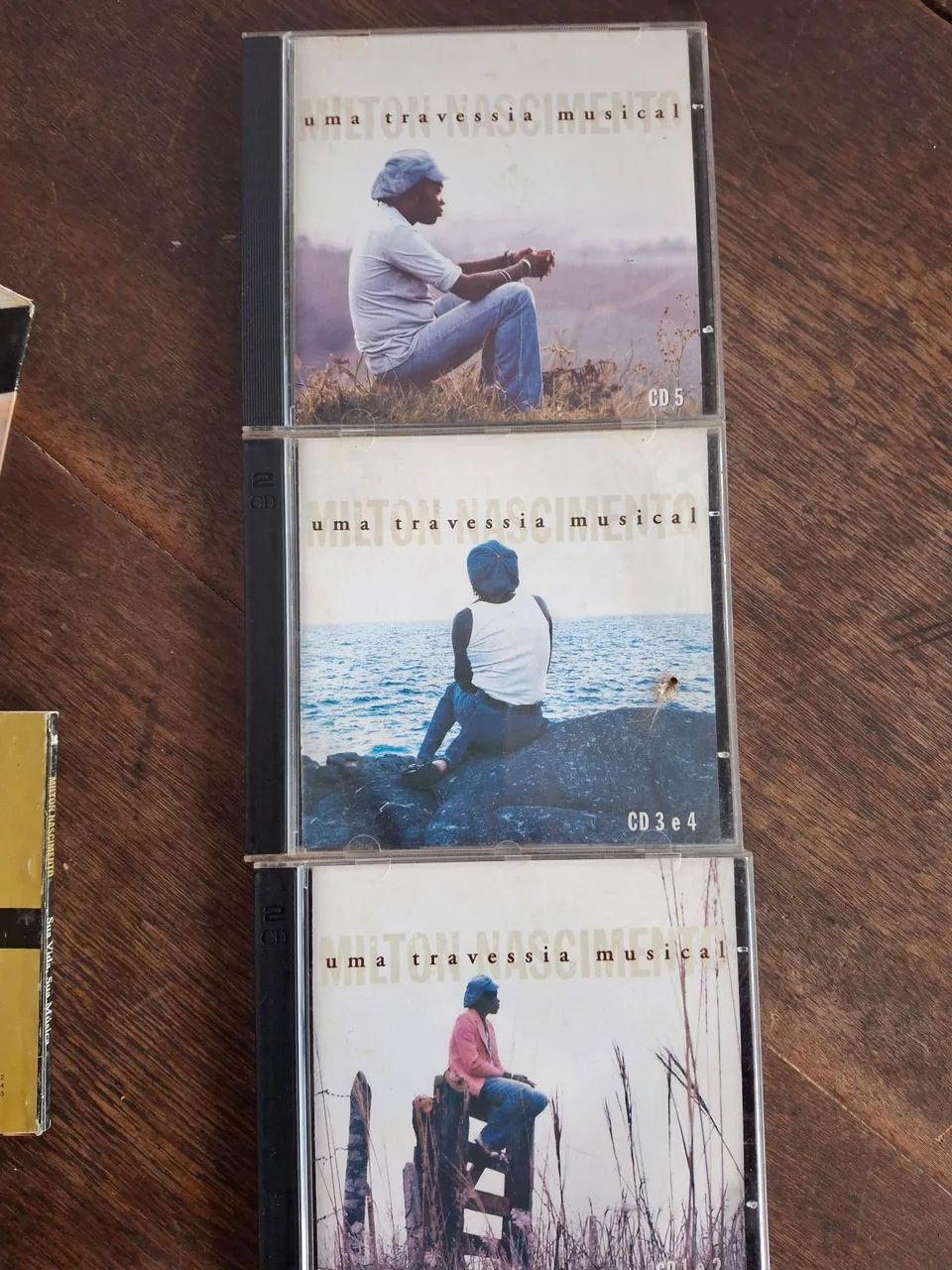 BOX MILTON NASCIMENTO COM 5 CDS - Foto 4