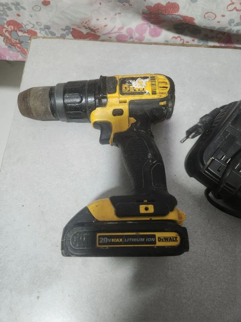 parafusadeira dewalt 