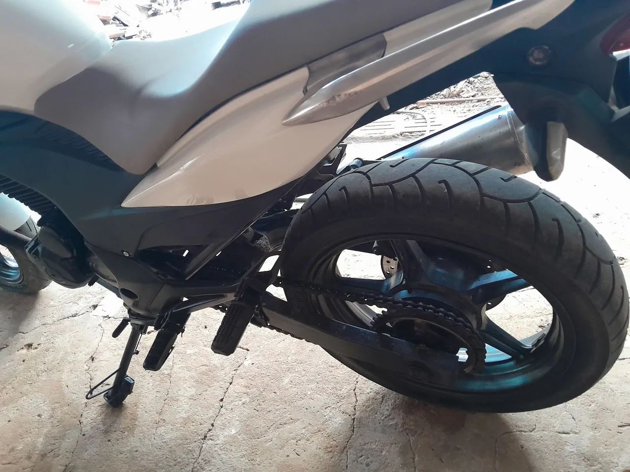 CB 300 - Foto 4