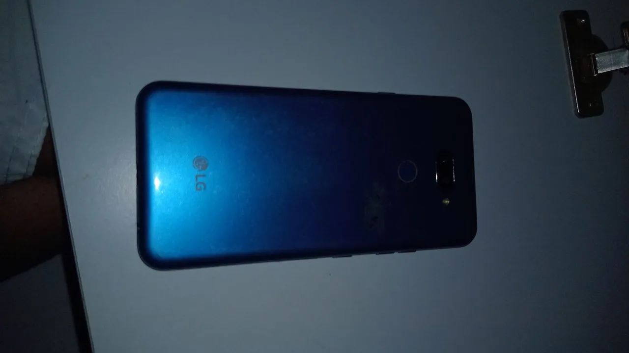 LG k40s