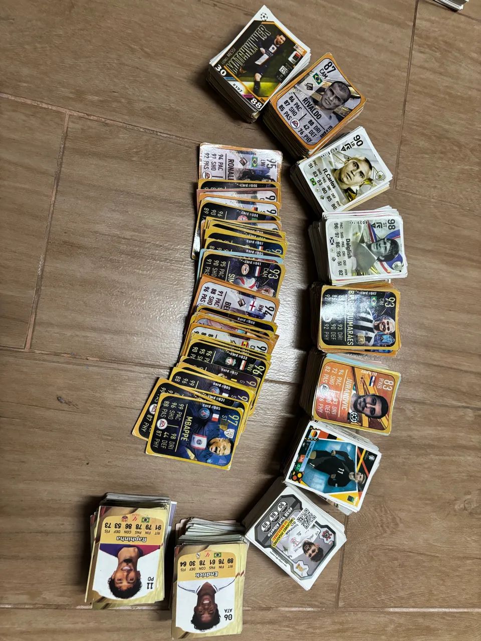1000 cards de futebol+brinde - Foto 2