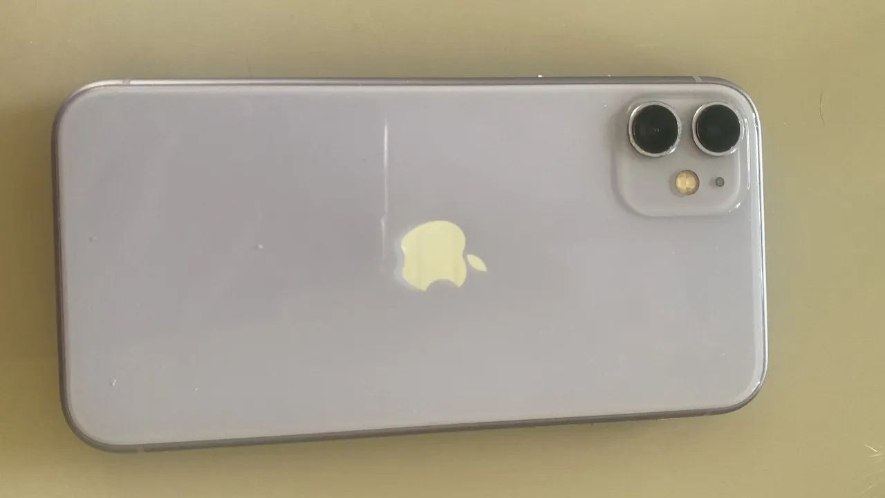 iPhone 11 64 