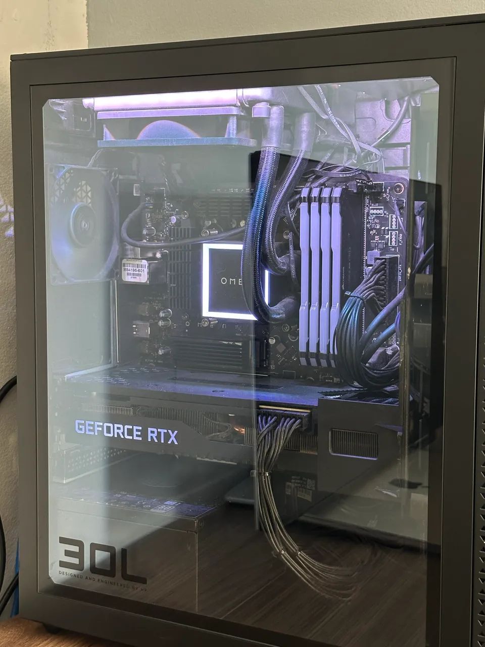 HP OMEN - PC GAMER - AMD Ryzen 7 5800X - 64 GB HyperX Memory - NVIDIA GeForce RTX 3080 - Foto 2