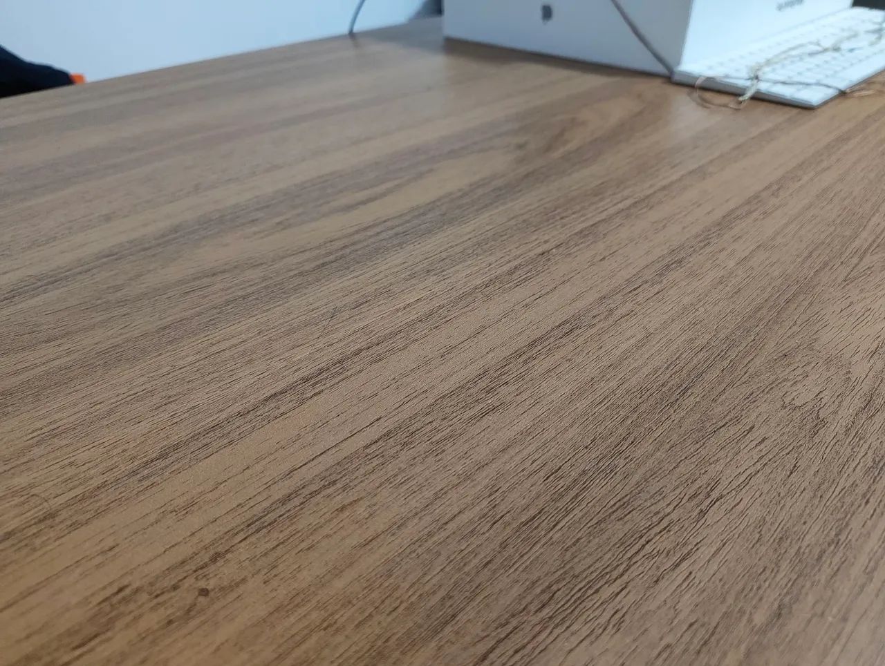 Mesa escritório com regulagem de altura elétrica - Elements / PARA VENDER HOJE! - Foto 4