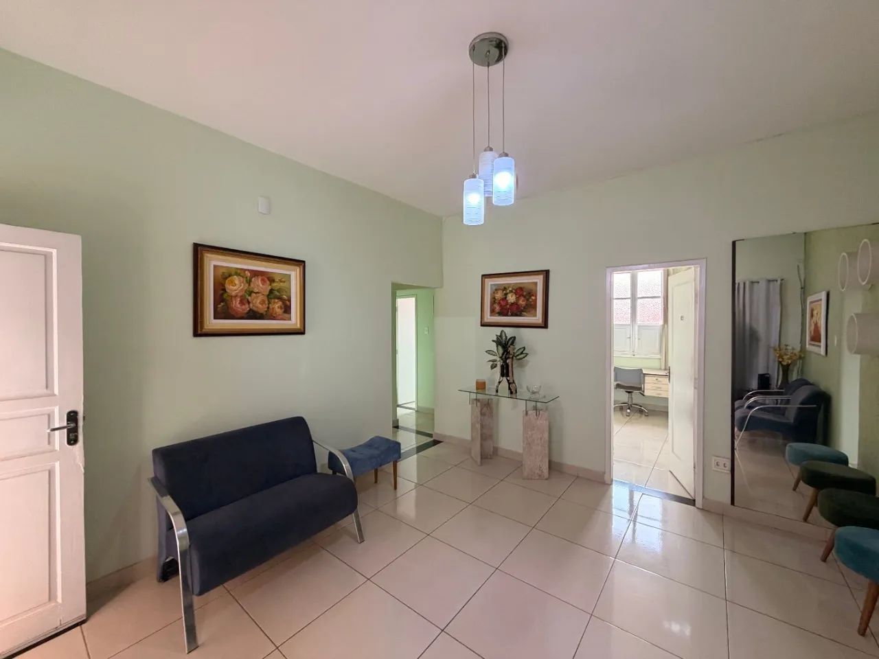 Casa ampla e linear com 373,00 m² - Foto 3