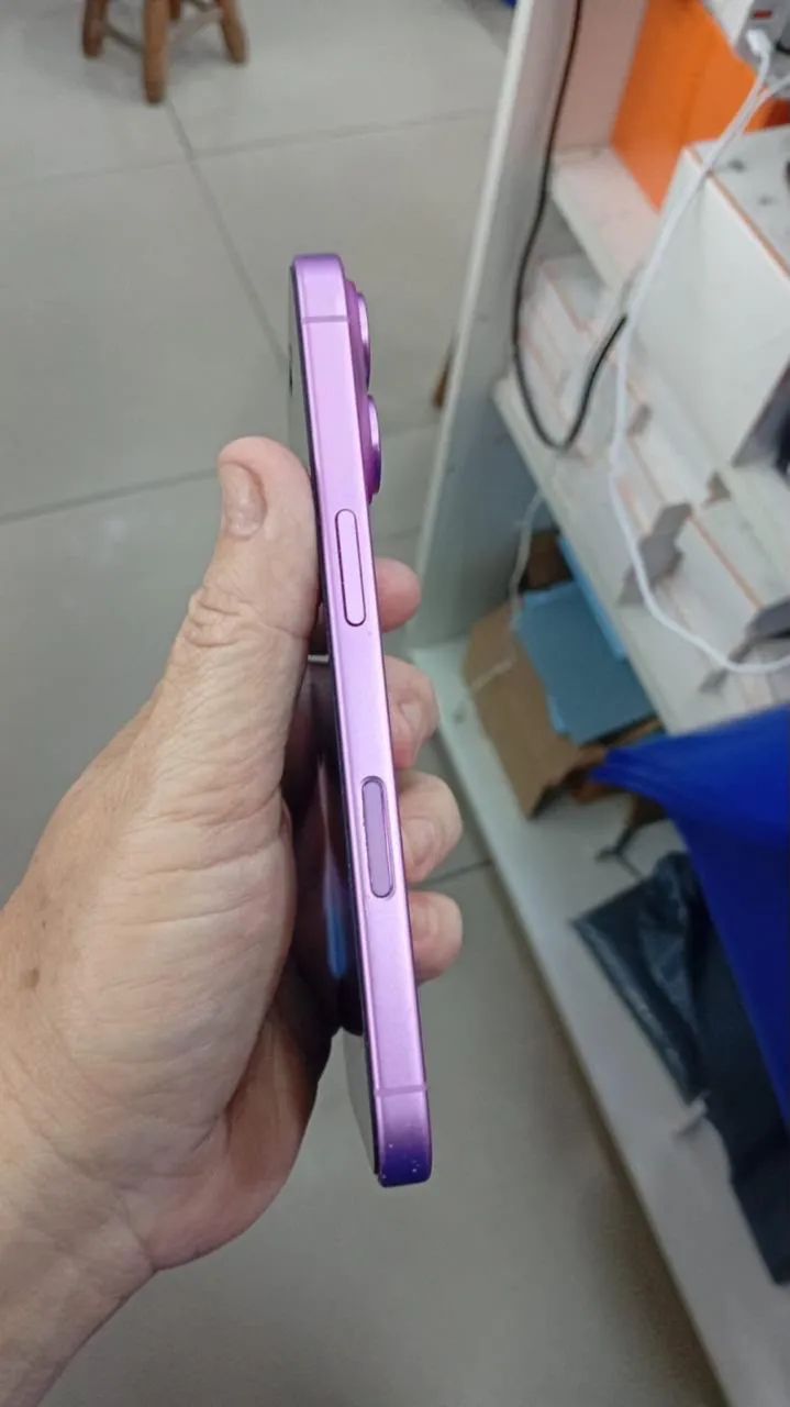 iPhone 16  - Foto 2