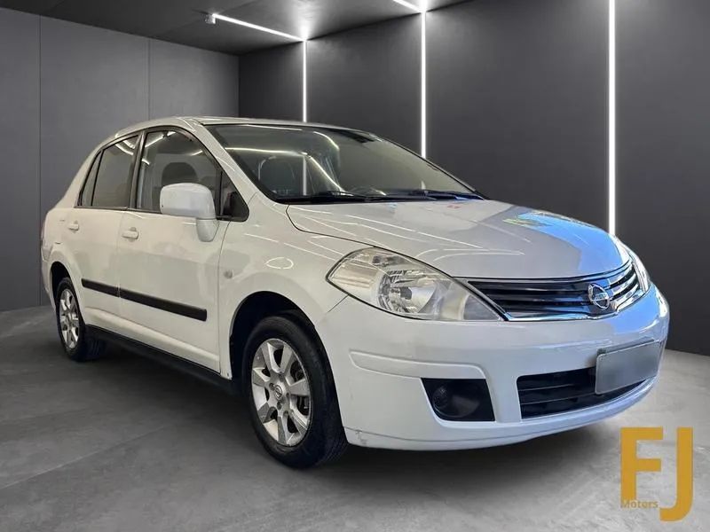 Nissan Tiida TIIDA Sedan 1.8 16V Flex Fuel 4p 2013