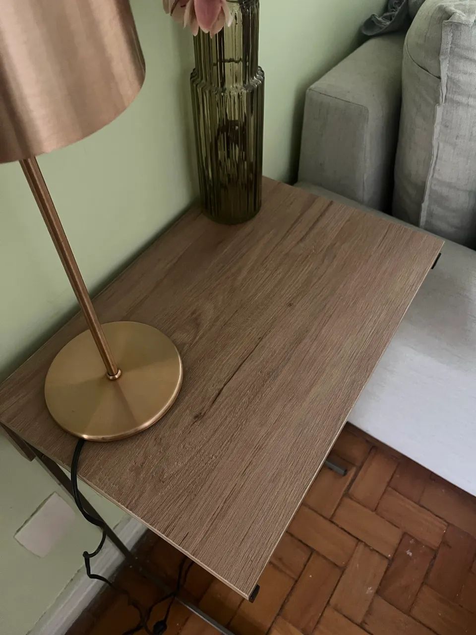 Mesa de apoio lateral para sofa ou cama