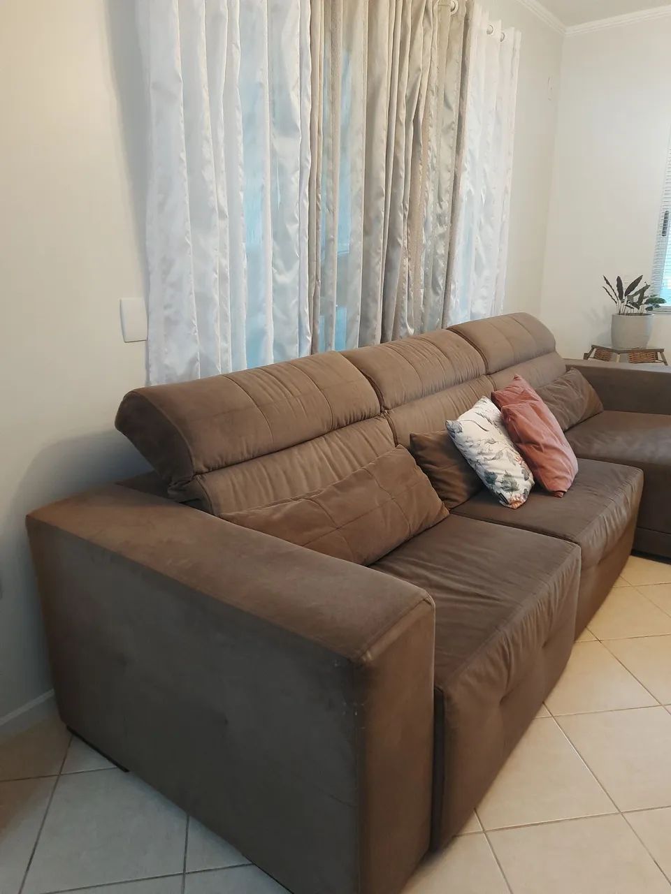 Sofá retrátil com chaise! - Foto 3