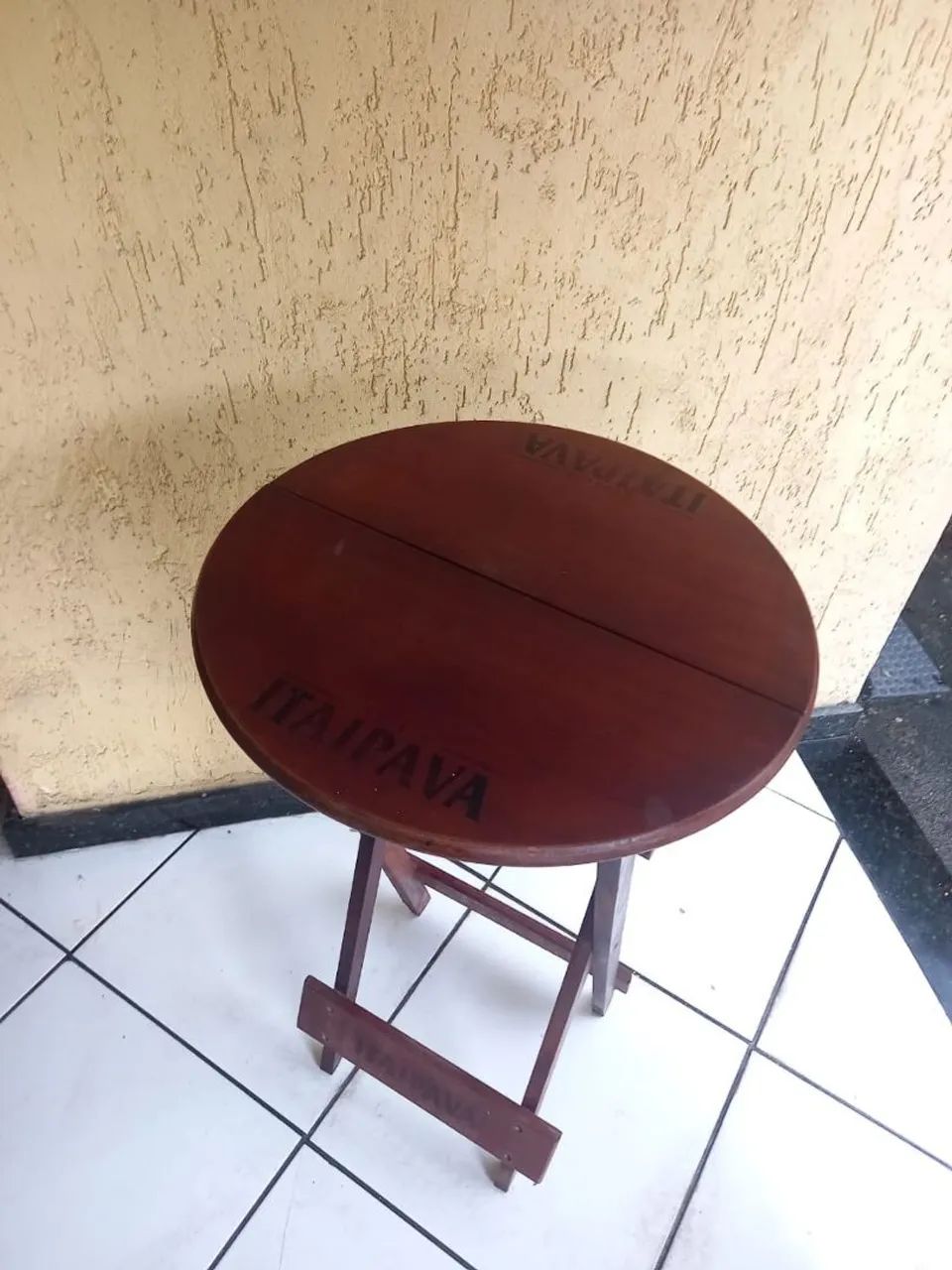  MESA BISTRÔ + 2 BANCOS - 2 CONJUNTOS CADA UM COM 1 MESA E 2 BANCOS