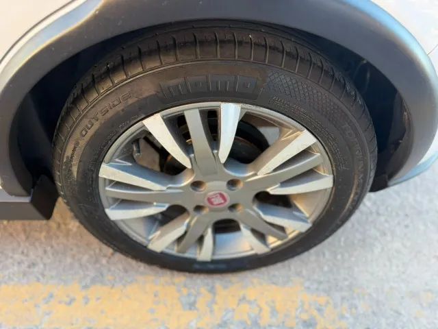 Fiat Palio Sporting Dualogic 1.6 Flex 16V 5P 2013 - Foto 5