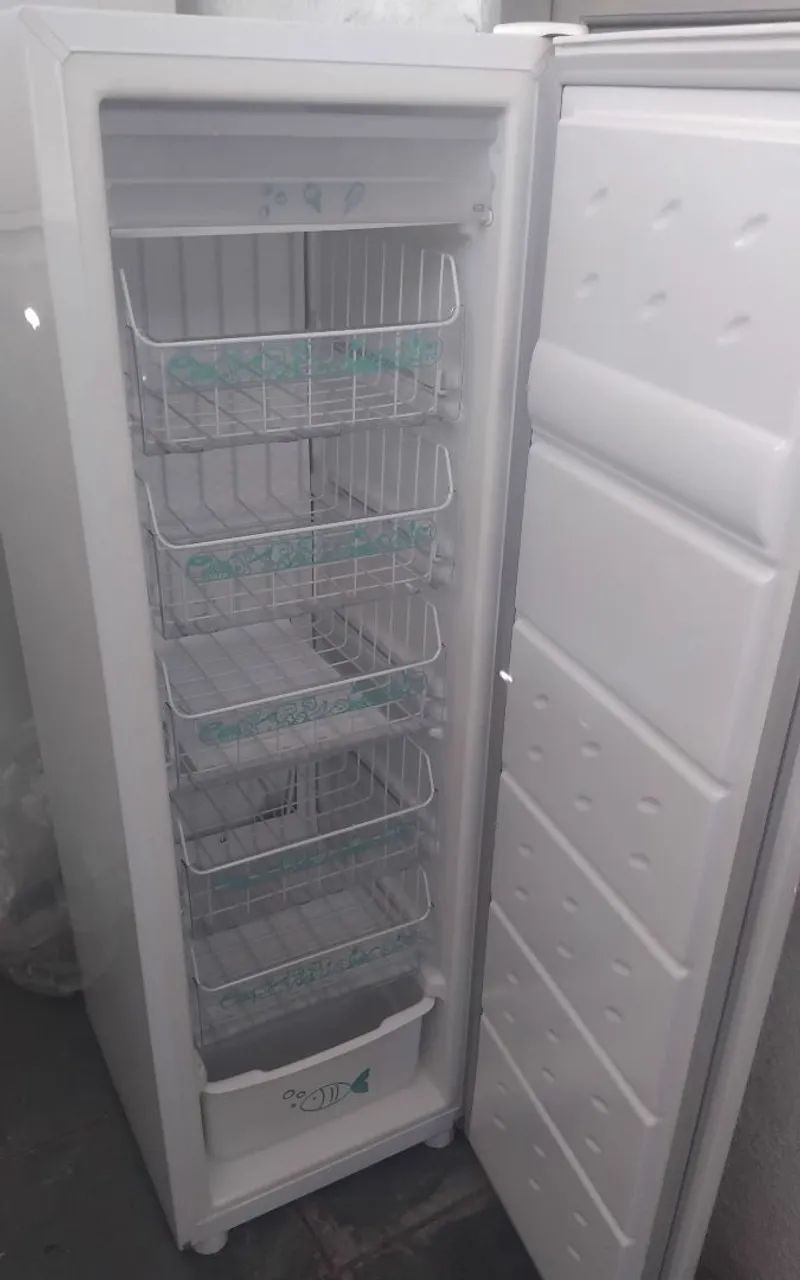 Freezer Vertical Consul 142L - Geladeiras e Freezers - Anil, Rio
