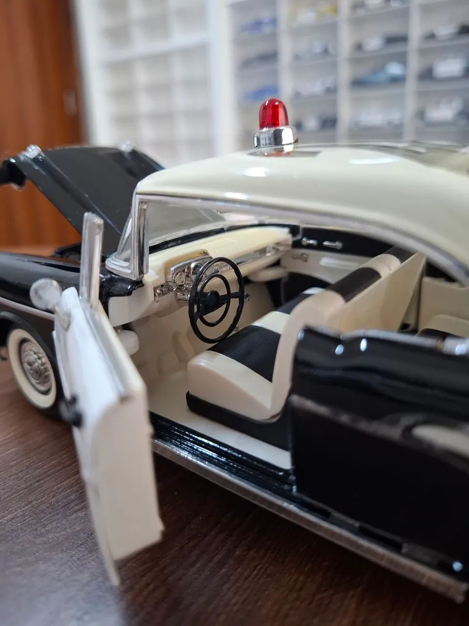 Miniatura Police Sunnyside 1/24 Chevrolet Bel Air Ss 1957 - Foto 5