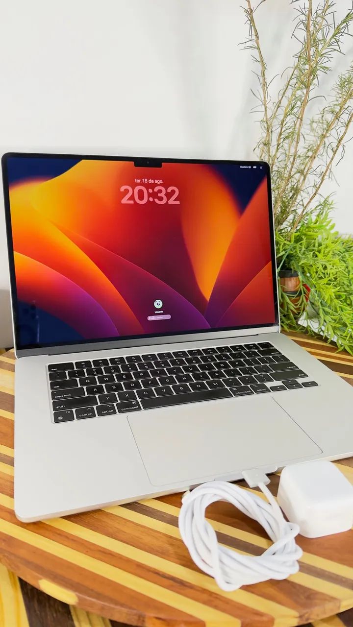 660 - MacBook Air M3 24gb e 1TB de armazenamento 15 polegadas 
