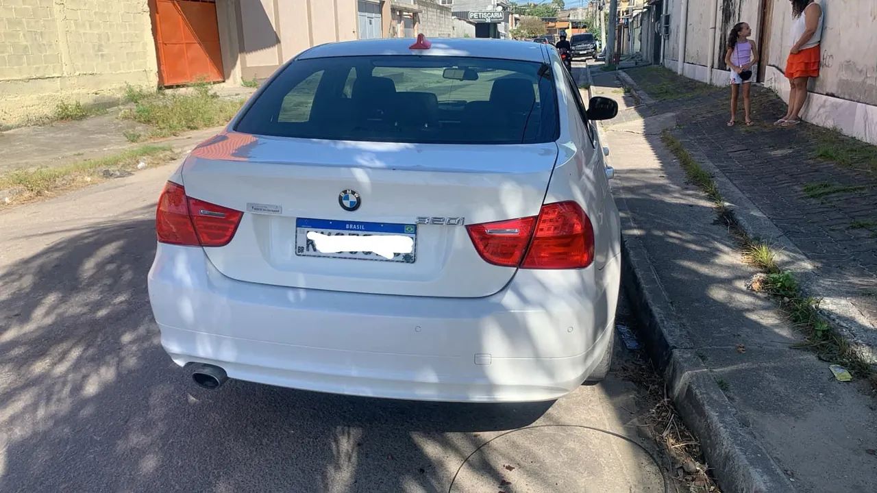 BMW 320I A 2011 - Foto 3
