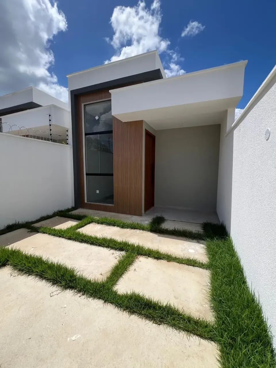 Casa 3/4 com Suite - Bairro Sim