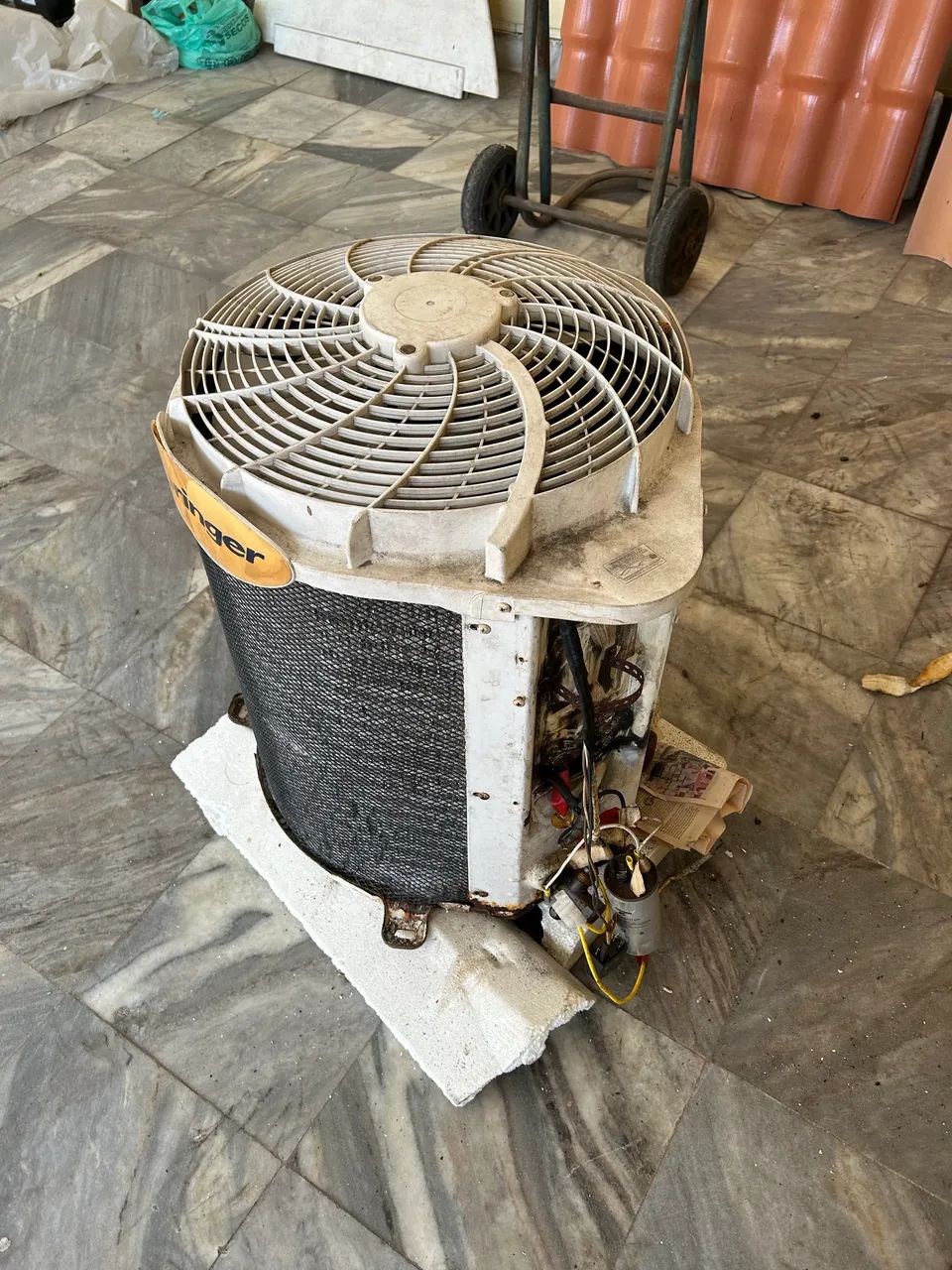 Vendo Compressor de Ar-condicionado Sprint 